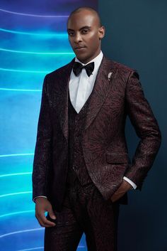 Watch heads turn in this luxury royal tuxedo for men or women. With a color palette great for wear in any season, this maroon pattern is a great addition to your collection for all formal events. FREE SHIPPING ON ORDERS OVER $199 COLOR Burgundy COMPOSITION N/A YARN COUNT N/A WEIGHT 245g FABRIC STYLE Houndstooth OCCASION Wedding/Gala Luxury Tuxedo For Gala Events, Luxury Fitted Fall Tuxedo, Luxury Long Sleeve Burgundy Suit, Luxury Chic Fall Tuxedo, Chic Luxury Tuxedo For Fall, Royal Tuxedo, Tuxedo Burgundy, Tuxedo For Men, Cuffed Pants