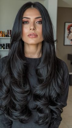 Long layers are a great choice for thick hair, as they add shape and movement without taking away from the volume. This style emphasizes shine, with layers that reflect light beautifully. It’s all about keeping the hair full and healthy-looking, with layers that create a sleek, cohesive look.