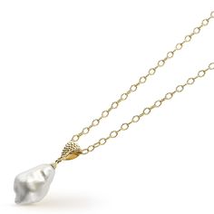 A timeless cultured freshwater baroque pearl pendant finished on an 18K Gold link necklace. Classic Baroque Pearl Necklace With Pendant, Baroque Pearl Drop Necklace With Pearl Chain, Elegant Baroque Pearl Drop Necklace With Pearl Chain, Elegant Teardrop Cable Chain Necklace, Elegant Teardrop Necklace With Cable Chain, Elegant Teardrop Cable Chain Necklaces, Yellow Gold Pendant Necklace With Pearl Charm, Yellow Gold Pendant Chain Necklace With Pearl Charm, Classic Baroque Pearl Pendant Necklace