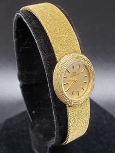 1960's Movado Ladies Vintage Cocktail Watch 18K Yellow Gold    This extremely rare wind up movado is #158 of only #299 ever made of this caliber & spec. Beautiful 18k gold mesh braclet and bezel. In working mechanical order & keeps time. Braclet was repaired at one point by a jewler close to clasp but goes un-noticed . Please see photos . -The last service date is unknown.We do recommend all vintage watches to be serviced by a reputable jewler.   -Watch is sold As Is   -No Returns   - First clas Beautiful Watches For Women, Gold Diamond Watches, Movado Watch, Vintage Cocktail, Diamond Watch, Dream Jewelry, Gold Watch, Vintage Watches, Womens Watches