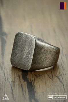 Step into the realm of timeless charm with the Raptor Rustic Vintage Men's Ring. This unique piece pairs vintage allure with rustic flair to create a truly stunning accessory. With its rugged charm and sophisticated design, this ring beautifully marries durability and elegance, making it a perfect addition to every urban wardrobe.

#effentii #mensrings #mensfashion #menswear #urbanfashion #streetwear #mensaccessories #mensstyle #mensjewelry #rings #ringbling #jotd #streetstyle #urbanwear Rustic Mens Rings, Unique Mens Rings, Ring For Men, Urban Wear, Men's Ring, Urban Style, Sophisticated Design, Men's Rings, Ring Collections