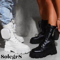 Chunky Platform Boots and Chunky Pouch Best Ankle Boots, White Platform Shoes, Platform Boots Chunky, Popular Boots, Army Boots, Women Platform Shoes, Rosa Parks, Martin Boots, Motorcycle Boots