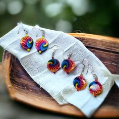 Cute, fun and funky rainbow tie dye bead earrings. Pride Earrings, Lgbtq Rainbow, Jewelry Colorful, Rainbow Tie Dye, Rainbow Jewelry, Rainbow Tie, Rainbow Beads, Rainbow Earrings, Colorful Earrings