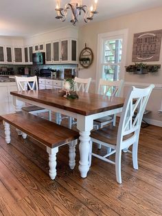 This specific table was 6' long with an Ambrosia Maple top stained Special Walnut with chunky farmhouse turned legs. **BENCH AND CHAIRS SOLD SEPERATELY, PLEASE MESSAGE US IF YOU'D LIKE TO ORDER". Turned Leg Table, Modern Farmhouse Dining Table, Turned Table Legs, Farmhouse Kitchen Table, Farmhouse Headboard, Farmhouse Table With Bench, Country Dining Tables, Wooden Kitchen Table, Farmhouse Dining Set