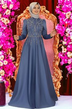 The dress is made of satin fabric. It is suitable for use in 4 seasons. It's a full fit dress. It is unlined. Dress length is 150 cm. The length of the model is 172 cm and the body is 38. Evening Satin Maxi Abaya, Evening Satin Maxi-length Abaya, Long Sleeve Satin Dress For Banquet, Elegant Satin Gown For Eid, Floor-length Satin Gown For Eid, Long Sleeve Maxi Dress For Eid Banquet, Eid Banquet Floor-length Abaya, Satin Floor-length Abaya For Eid, Long Satin Kaftan For Eid