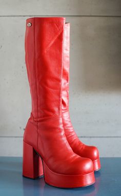 BUFFALO T-24400 CULT 40 red platform boots 90's Club Kid Grunge 90s 24400 t 40 EUR, 9 US WOMEN, 7 UK WOMEN condition: excellent vintage made in Spain Red Shoe Booties, Wide Calf Boots Red, Retro Dress 70s Boots, Cheap Red Boots For Fall, Red Dress Chunky Boot, Colored Go Go Boots, Cheap Red Round Toe Boots, Red Knee High Boots Leather, Red Bling Boots