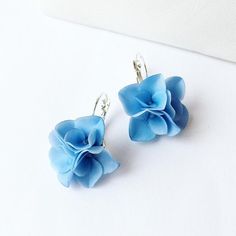 Blue hydrangea earrings, blue Earrings, everyday earrings, botanical jewelry, romantic earrings, nat Cheap Blue Flower Earrings For Party, Delicate Blue Flower Earrings With Ear Wire, Elegant Blue Flower Earrings, Blue Handmade Flower Earrings, Handmade Blue Flower Earrings, Unique Handmade Blue Flower Earrings, Delicate Blue Flower Earrings, Elegant Blue Polymer Clay Earrings, Hydrangea Earrings