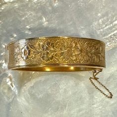 Gold Field Bangle Bracelet Antique 1933 Gold Band Bracelet, Turkish Gold Jewelry, Gold Jewelry Bracelet, Gold Field, Vintage Gold Bracelet, Usa Jewelry, Jewelry Bracelets Gold, Piercing Ideas, Jewelry Antique