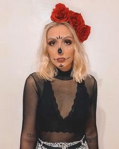 Cute Halloween Makeup, Halloween Makeup Diy, Hot Halloween Outfits, Halloween Makeup Pretty, Halloween Makeup Inspiration, Trendy Halloween Costumes, Halloween Makeup Easy, Skull Makeup