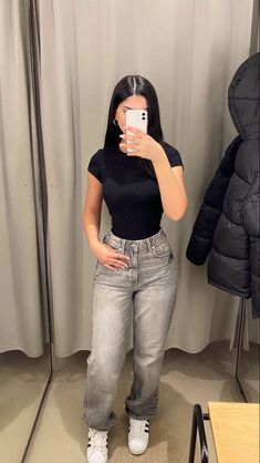 Celana Fashion, Outfit Zara, Looks Party, Stories Ideas, Outfit Black, Mirror Pic, Insta Stories