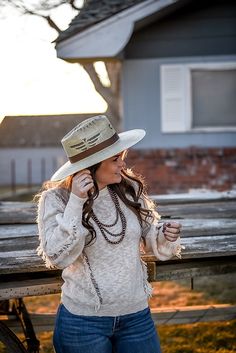 Charlie 1 Horse straw hat perfect for the upcoming spring and summer seasons. Thunderbird detailing on the side makes this hat the perfect straw with a little flair. 4 1/8" crown3 3/4" brimPinch front crownRibbon bandBranded "C" on crown (will vary) Charlie 1 Horse Straw Hat, Classy Hats, Western Girl, Rugged Style, On The Side, Summer Season, Pet Hair, Straw Hat, Online Purchase