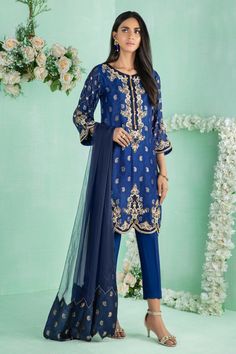 Brilliant Blue Silk Thread Embroidery, Net Shirt, Gold Pants, Designer Outfit, Pakistan Fashion, Pure Chiffon, Suits Design, Pakistani Bridal Dresses, Embroidery Suits Design