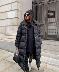 Long Puffer Jacket, Winter Streetwear, Look Plus Size, Long Puffer, Looks Street Style, Looks Black