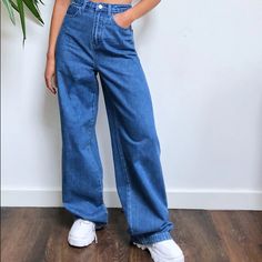 Blue Denim Wide Leg Jeans, Pretty Little Thing, Size 6 Non-stretch Blue Pants For Streetwear, Blue Pants For Streetwear, Baggy Wide Leg Blue Jeans, Blue High Waist Casual Flare Jeans, Casual Blue High Waist Flare Jeans, Trendy Light Wash Baggy Bottoms, Trendy Baggy Light Wash Bottoms, Trendy High Rise Light Wash Pants, Trendy High-rise Light Wash Pants