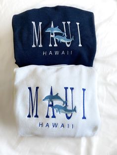 Take a little vacation in this cute Maui, Hawaii crewneck sweatshirt! This sweatshirt features long sleeves, a crew neckline, and beautiful front embroidery. The Unisex Sizing makes the sweatshirt run slightly larger than your average sweatshirt for women. Most men find their normal size to be more snug. If you want a slightly looser fit, size up one size. Please check out our size chart for measurements to ensure an accurate fit. PLEASE BE SURE TO INPUT YOUR CORRECT SIZE/COLOR + SHIPPING ADDRES Embroidered Clothes Ideas, Sweatshirts Ideas, Hawaii Crewneck, Dolphin Lover, Cute Preppy Outfits, Embroidered Crewneck, Sweatshirt For Women, Cute Sweatshirts, Embroidered Clothes