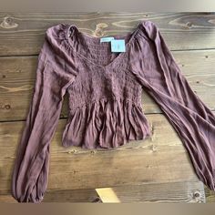 Size Small - Never Worn. Bought At A Local Boutique - Size S ; Brand Is Active Usa Brown Flowy Tops For Spring, Brown Flowy V-neck Top, Casual Fitted Brown Peasant Top, Flowy Brown Top For Spring, Fitted Brown Casual Peasant Top, Fitted Brown Peasant Top Casual Style, Fitted Brown Peasant Top For Spring, Fitted Brown Top For Brunch, Fitted Brown Tops For Brunch