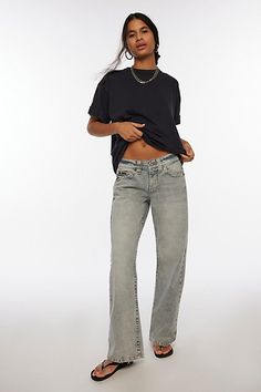 Our best-selling BDG jean in a slouchy straight leg silhouette. Designed in a classic, non-stretch denim featuring a super low-rise waistline and 5-pocket styling. Find them only at Urban Outfitters. Features BDG Kayla straight leg low rise jean Slouchy low-rise jeans Rigid BDG denim that will soften more over time Super low-rise waist Relaxed straight leg fit Full length 5-pocket styling Zip fly and button closure UO exclusive Content + Care 100% Cotton Machine wash Imported Size + Fit Low rise Super Low Rise Jeans, 90s Style Icons, Low Rise Straight Leg Jeans, Low Rise Jean, Wishlist 2024, Urban Outfitters Jeans, Velvet Jeans, Low Rise Pants, Bdg Jeans