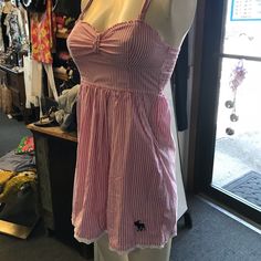 New With Tags. Spaghetti Strap, Pink And White Stripe Dress. Front Pockets. R1 Casual Lined Sundress, Pink Mini Dress For Daytime, Fitted Pink Sundress For Daytime, Daytime Pink Cotton Dress, Pink Cotton Sundress For Daytime, Pink And White Stripes, Stripe Dress, White Striped Dress, Dresses Xs