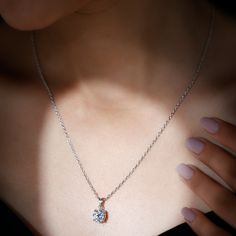 DESCRIPTION ✦ Radiant Elegance: Experience the enchantment of this necklace, featuring a stunning 2.10 carat Round cut Moissanite that exudes timeless charm. ✦ Stone Showcase:Shape: Round Cut MoissaniteWeight Range:2.10 TCWColor: DEF (Colorless)Clarity: VVS✦ Crafted to Perfection:Metal Choices: Crafted in Gold (14KT, 18KT)Tonal Variety: Choose from Yellow, White, or Rose Gold✦ Chain Length Options16inches+2inches extender ✦ Embody sophistication with this exquisitely crafted pendant, merging cla Friendship Day Special, Chain Lock, Round Solitaire, Moissanite Necklace, Rose Gold Chain, Moissanite Jewelry, Bridal Bands, Bridal Ring Set, Ring Size Guide