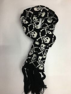 Scare away the cold with this Punk Skull Scarf! Take on the chill with fearless style. This Punk Skull Scarf will keep you warm and add a daring edge to any outfit! Scarf Size: Length: 180cm including Tassels, Width: 15cm Description: Scarf Type: Scarf, ShawlScarf Length: >175cmProcess: KnittedPattern Type: GeometricOrigin: CNMaterial: AcrylicItem Type: Scarves Crochet Scarf Skull, Yana Core, Goth Scarf, Grunge Scarf, Cool Scarf, Cute Scarves, Scarf Aesthetic, Cute Scarf, White Goth