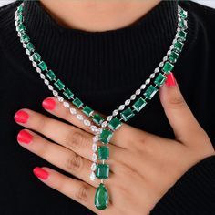 Luxury Hand Set Necklace For Formal Occasions, Elegant Green Pear-shaped Diamond Necklace, Luxury Emerald Necklace With Diamond Accents For Formal Events, Formal Diamond Necklace With Gemstone, Fine Jewelry Diamond Necklace With Gemstone For Formal Occasions, Exquisite Gemstone Diamond Necklace For Formal Occasions, Exquisite Gemstone Diamond Necklace For Formal Events, Emerald Diamond Necklace For Formal Occasions, Exquisite Evening Jewelry With Brilliant Cut