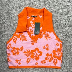 Wild Fable Sleeveless Collared Sweater Top In Cute Hawaiian Pattern Nwt Size Large Pink Sleeveless Summer Top, Trendy Pink Sleeveless Tank Top, Trendy Pink Vest Top, Orange Sleeveless Summer Vest, Pink Floral Print V-neck Tank Top, Orange Sleeveless Vest For Summer, Pink Fitted Tank Vest, Orange Summer Vest, Pink Tank Vest Crop Top