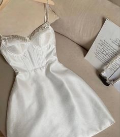 White Short Homecoming Dress Outfits For Women Party Dresses Look Civil, White Club Dress, Looks Party, Dream Wedding Ideas Dresses, Short Homecoming Dress, Short Prom Dress, Grad Dresses, Short Prom, Reception Dress