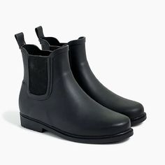 Brand New In Original Box/Packaging Perfect Condition - A Bit Too Small For Me (I Usually Wear 6.5) And I Can’t Exchange Because It Was Final Sale ($65) Matte Black Size: 6m - Would Be Perfect For Women’s 5.5-6 Super Cute And Matches With Any Outfit! Chelsea Rain Boots Outfit, Rain Boots Outfit Spring, Rain Boot Outfit, Cute Rain Boots, Winter Hiking Boots, Black Rain Boots, Ankle Rain Boots, Chelsea Rain Boots, J Crew Factory