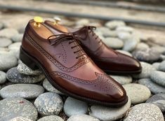 Oxford Brown Leather Wingtip Brogue Shoes Handmade Boots, Brown Oxfords, Leather Brogues, Oxford Shoes Men, Brogue Shoes, Elegant Shoes, Leather Denim, Genuine Leather Shoes, Denim Shoes