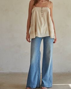 Inspire your inner free spirit with our Boho Bea Woven Top in Natural. Made from high-quality woven fabric, this top features a flowy silhouette and intricate bohemian detailing for a unique and effortless look. Perfect for any occasion, this top will add a touch of bohemian charm to your wardrobe. SOPHIE TOP Bohemian Bohemian Summer Tops For Gatherings, Casual Spring Tops For Gatherings, Casual Unlined Tops, Flowy Linen Tops For Beach, Chic Flowy Linen Tops, Casual Blouse For Gatherings, Casual Cotton Tops For Gatherings, Relaxed Fit Unlined Tops, Bohemian Rayon Tops With Relaxed Fit