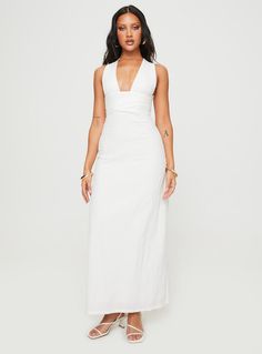 Alsace Maxi Dress White Stylish Maxi Dress, Vegas Dresses, Maxi Dress White, White Maxi Dress, Casual White Dress, White Dress Party, Fleece Dress, White Dresses For Women, Maxi Dress Online