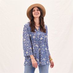 Embrace bohemian charm and effortless style with the Jasmine Blue Bohemian Tunic. Crafted from 100% viscose, this tunic offers both comfort and breathability, perfect for all-day wear. The vibrant blue pattern adds a lively touch to your look, making it a standout piece in your wardrobe. The 3/4 sleeves provide a relaxed yet polished look, while the inner lace detail on the placket adds a touch of femininity and elegance. Featuring a half placket adorned with shell buttons, this tunic exudes und Beach Towel Gift, Bohemian Tunics, Paper Cocktail Napkins, Cloth Cocktail Napkins, Eco Friendly Clothing, Shell Buttons, Vibrant Blue, Polished Look, Blue Pattern