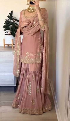 Indian Wedding Party, Desi Couture, Wedding Dressing, Dressing Ideas, Party Wear Dress, Wedding Party Wear, Pakistani Salwar