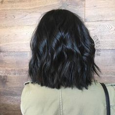 Black Hair Lob With Curtain Bangs, Short Hair Dark, Short Black Bob, Black Hair Short, Short Black Hair, Wavy Lob, Lob Hairstyle, Long Bob Hairstyles, Short Black Hairstyles