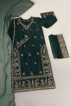 Zoha Poison Green Heavy Long Kameez, Jungkook Abs, Dress Party, Raw Silk, Wedding Wear, Stylish Dresses, Formal Wear, Indian Fashion, Ariana Grande