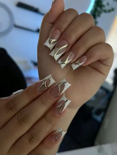 Nail Designs Chrome, Silver Chrome Nails, Bow Nails, Chrome Nails Designs, Light Nails, Goth Nails, Dope Nail Designs