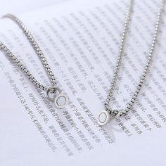 Magnetic Couple Necklace Lovers Heart Pendant Distance Faceted Charm Statement Necklace Women Valentine's Day Gift 1 PairModel Number:1005002580892209 Couple Necklace, Couple Necklaces, Hello World, Necklace Women, Bubble Envelopes, Womens Glasses, Women Set, Mens Glasses, Gold Set