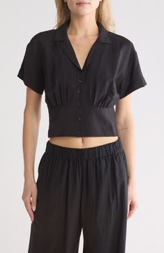 Madewell Drapey Banded Bottom Button-Up Top | Nordstromrack Rayon Button-up Top With Buttons, Fitted V-neck Rayon Top, Relaxed Fit V-neck Top With Button Closure, Casual V-neck Top With Back Button Closure, Black Relaxed Fit Tops With Buttons, Summer Stretch Shirt With Buttons, Fitted V-neck Shirt With Button Closure, Short Sleeve Stretch Blouse With Buttons, Stretch Short Sleeve Blouse With Buttons