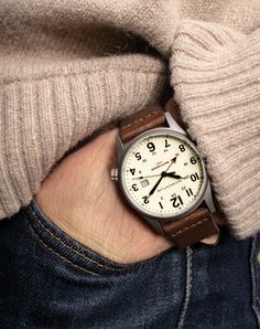 Discover the Wayfinder Field Watch — a fusion of vintage style and modern durability. Its compact, 40mm titanium case is ultra-light. The offset, screw-down crown eliminates “wrist-bite” and ensures reliable waterproof performance. The Swiss-made movement and scratchproof sapphire crystal ensure long-lasting precision and durability. Elevate your style and comfort with one of our best-selling watches: built to take the knocks every day and look good doing it! Affordable Men's Chronograph Watch With 10atm Water Resistance, Luxury Analog Outdoor Watches, Cheap Everyday Stainless Steel Watches, Men’s Watch, Weird Watch, Male Watches, Outdoor Watch, Stylish Watches Men, Fancy Watches