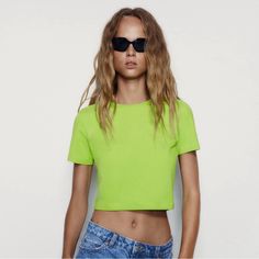 Zara Green Cropped T-Shirt -Size Small- Nwt Round Neckline Short Sleeves Cropped T-Shirt Final Sale No Returns Happy Shopping Poshers !!! Xo Green Crew Neck Short Sleeve Top For Summer, Green Solid Color T-shirt For Summer, Summer Green Short Sleeve Crew Neck Top, Spring Solid Color Crop Top T-shirt, Spring Solid Color Short Sleeve Crop Top, Spring Short Sleeve Solid Color Crop Top, Summer Crew Neck Crop Top In Solid Color, Summer Crew Neck Solid Color Crop Top, Cotton Crew Neck Crop Top In Solid Color