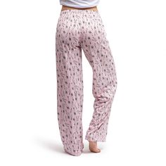 Discover the ultimate in comfort with our best-selling signature soft lounge pants, designed to become your new favorite for all things relaxation. These pants blend a perfect mix of stretch and softness, ensuring they're your first choice for movie nights, comfy brunches, and restful sleep. Crafted with a loose, wide leg fit and featuring a comfortable elastic waistband with a soft drawstring tie, they offer an unbeatable combination of style and ease. These pants are not only soft and comforta Winter Robes, Soft Pajama Pants, Soft Robes, Basic Leggings, Soft Pajamas, Lounge Pajamas, Movie Nights, Lounge Shorts, Pajama Bottoms