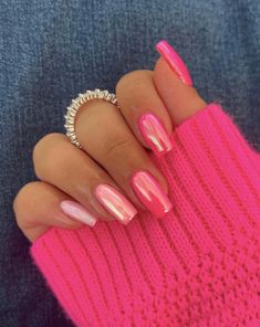 50+ Amazing Barbie Nails You Need To Try; chrome nails! This includes barbie nails design ideas, barbie nails acrylic, barbie nails short, barbie nails design, barbie nails design ideas almond, barbie nails aesthetic, barbie nails almond, barbie nails 2023, barbie nail art & more! This also includes barbie nail ideas, barbie nails pink, pink nails, pink nails designs, barbie nails acrylic design, barbie nails acrylic pink, barbie nails simple & more! #barbienails #barbienailsdesigns #pinknails Pink Chrome Nails, Cute Pink Nails, Chrome Nails Designs, Easy Nails, Colorful Nails, Manicure Tips, Makijaż Smokey Eye, Nailed It, Pretty Acrylic Nails