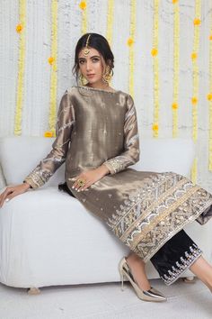 Nova | Pakistani Designer Outfit | Sarosh Salman Bollywood Style Sequined Straight Kurta, Festive Tissue Silk Palazzo Set With Zari Work, Festive Tissue Silk Palazzo Set For Diwali, Bollywood Style Sequined Kurta With Traditional Drape, Designer Sequined Kurta With Traditional Drape, Gold Palazzo Set With Dupatta In Tissue Silk, Festive Straight Kurta With Sequins, Gold Tissue Silk Palazzo Set With Dupatta, Gold Tissue Silk Palazzo Set For Festive Occasions