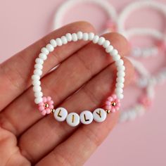 Kids Name Bracelet, Beaded Daisy, Letter Bead Bracelets, Girl Bracelet, Flower Girl Bracelets, Bracelet Flower, Daisy Bracelet, Rose Bracelet, Floral Bracelet