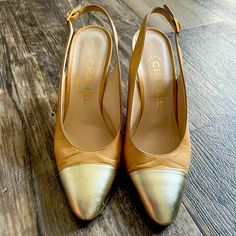 Vintage Chanel Gold Cap Toe Slingback Heels. Chanel Embossed Gold Hardware. Good Vintage Condition, Nicks To Heels. Chanel Slingback Shoes, Chanel Heels, Pretty Heels, Chanel Slingback, Super High Heels, Kitten Heel Pumps, Slingback Shoes, Slingback Heel, Pretty Shoes