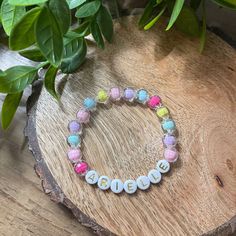 Kids Name Bracelet, Aesthetic Bracelets, Bracelet For Kids, Bracelets Friendship, Bracelet For Girls, Bracelets Ideas, Easter Basket Stuffer, Name Bracelet, Girls Toddler