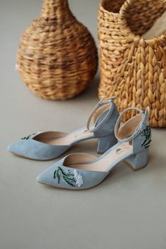 Wedding shoes 'Sissi' is handcrafted in soft grey blue suede and has elegant handmade embroidery in traditional Bavarian motifs.  This shoe collection was made to suit traditional German and Austrian women's clothing, completing the rustic and folk look. The high quality of materials and bead embroidery with golden thread signifies the riches of the bride wearing it.  The gentian embroidery symbolizes flowers that adorn the land in spring. Brides usually decorate their dirndl corsets with fresh Block Heel Wedding Shoes, Suit Traditional, Blue Wedding Shoes, Pointy Heels, Polka Dot Wedding, Bridal Sandals, Womens Wedding Shoes, Handmade Embroidery, Low Block Heels