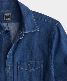 Yellow Stitch, Denim Shirt Style, Contrasting Stitching, Cold Style, Winter Outfits Men, Collar Shirt, Denim Shop, Denim Shirt, Collar Shirts