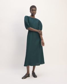 The Linen Short-Sleeve Scoop Midi Dress Dark Sea – Everlane Linen Shorts Women, Linen Short, Linen Women, A Line Skirt, A Line Skirts, Midi Length, What To Wear, Colorful Dresses, Top Brands