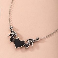 Grunge Necklaces, Black Heart Necklace, Emo Accessories, Vampire Necklace, Black Vampire, Heart Pendent, Gothic Necklace, Wing Necklace, Lovely Necklace